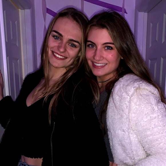 Meet your Posher, Alex - Picture 1 of 1